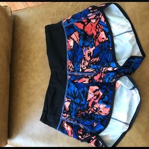 Lululemon size 4 workout shorts